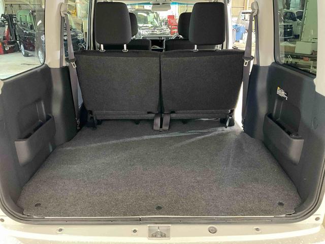 ハイゼットカーゴクルーズＳＡIII　５ＭＴ　４ＷＤ　ＬＥＤヘッドランプオーディオレス　デュアルエアバッグ　ＡＢＳ　安全ボディ　ＬＥＤヘッドランプ　キーレスエントリー　オートマチックハイビーム　両側スライドドア　フロントパワーウィンドウ　バイザー　マット（京都府）の中古車