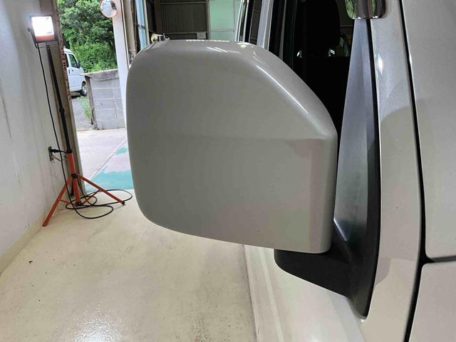 ハイゼットカーゴクルーズＳＡIII　５ＭＴ　４ＷＤ　ＬＥＤヘッドランプオーディオレス　デュアルエアバッグ　ＡＢＳ　安全ボディ　ＬＥＤヘッドランプ　キーレスエントリー　オートマチックハイビーム　両側スライドドア　フロントパワーウィンドウ　バイザー　マット（京都府）の中古車