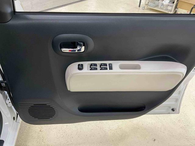 ミラココアココアＸ　ナビ　バックカメラ　ＥＴＣ　ドライブレコーダーナビ　バックカメラ　ＥＴＣ　ドライブレコーダー　キーフリーシステム　フルセグチューナー　ブルートゥース対応　オートエアコン　フォグランプ　ロングバイザー　カーペットマット　ホイールキャップ　ＡＢＳ（京都府）の中古車