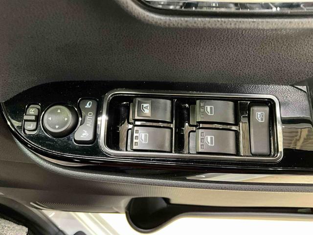 タントカスタムＲＳスタイルセレクション　ナビ　バックカメラナビ　バックカメラ　ＬＥＤヘッドライト　フォグランプ　キーフリー　両側電動スライドドア　オートエアコン　プッシュスタート（京都府）の中古車