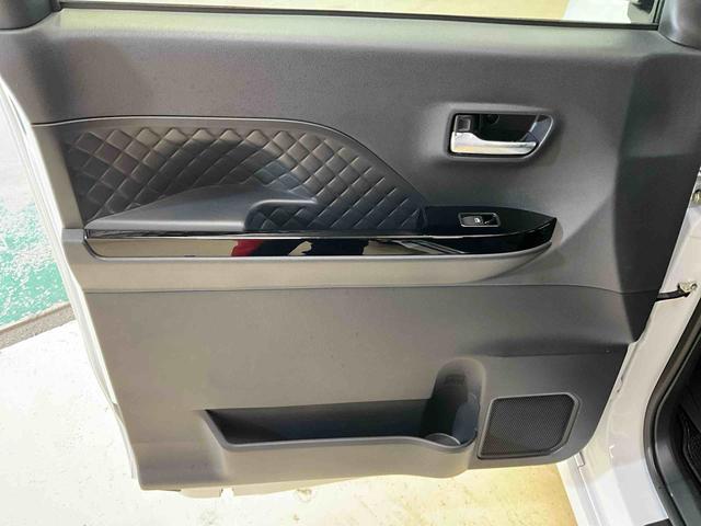 タントカスタムＲＳスタイルセレクション　ナビ　バックカメラナビ　バックカメラ　ＬＥＤヘッドライト　フォグランプ　キーフリー　両側電動スライドドア　オートエアコン　プッシュスタート（京都府）の中古車