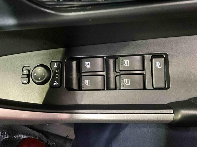 ロッキープレミアムＧ　ＨＥＶディスプレイオーディオ　パノラマモニター　スマアシ　キーフリー　電動格納ドアミラー　ＬＥＤヘッドライト　ＬＥＤフォグランプ　オートエアコン（京都府）の中古車
