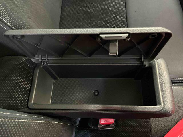 タントカスタムＸ　トップエディションＳＡII　ナビ　バックカメラスマートアシストＩＩ　ナビ　バックカメラ　フルセグチューナー　ブルートゥース対応　ＥＴＣ　プッシュボタンエンジンスタート　助手席側リヤパワースライドドア　アルミホイール　ＬＥＤヘッドライト　ＡＢＳ（京都府）の中古車