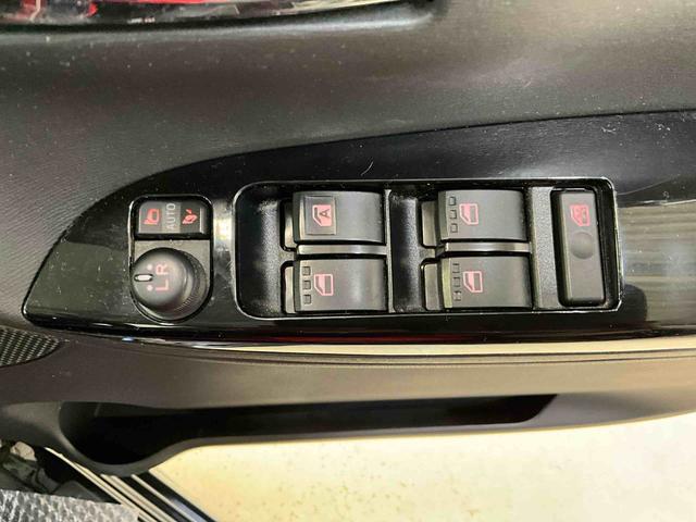 タントカスタムＲＳ　トップエディションＳＡII　ＬＥＤヘッドライトダイハツ認定中古車　予防安全機能スマートアシスト搭載　アイドリングストップ　バックモニター　電動格納ミラー　ＬＥＤヘッドライト　キーフリーキー　オートライト（京都府）の中古車
