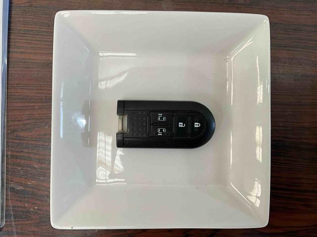 タントカスタムＲＳ　トップエディションＳＡII　ＬＥＤヘッドライトダイハツ認定中古車　予防安全機能スマートアシスト搭載　アイドリングストップ　バックモニター　電動格納ミラー　ＬＥＤヘッドライト　キーフリーキー　オートライト（京都府）の中古車