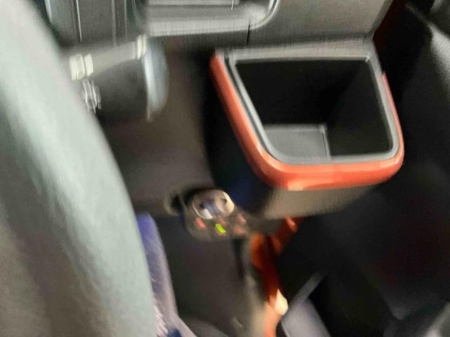 ハイゼットカーゴクルーズターボ　ナビ　バックカメラ　ＥＴＣ　ドラレコ　４ＷＤ４ＷＤ　スマートアシスト　ナビ　フルセグチューナー　バックカメラ　ブルートゥース対応　ＥＴＣ　ドライブレコーダー　プッシュボタンエンジンスタート　両側リヤパワースライドドア　ＬＥＤヘッドライト　ＡＢＳ（京都府）の中古車
