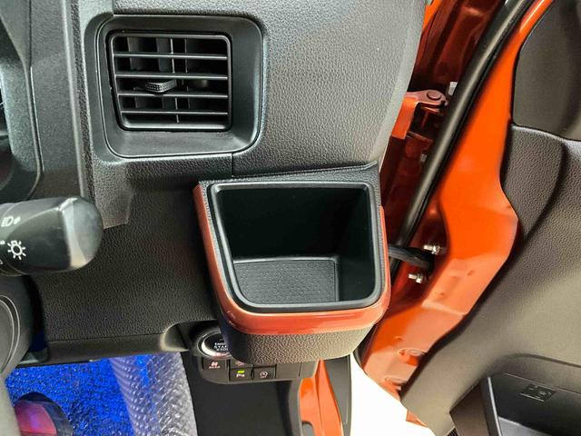 ハイゼットカーゴクルーズターボ　ナビ　バックカメラ　ＥＴＣ　ドラレコ　４ＷＤ４ＷＤ　スマートアシスト　ナビ　フルセグチューナー　バックカメラ　ブルートゥース対応　ＥＴＣ　ドライブレコーダー　プッシュボタンエンジンスタート　両側リヤパワースライドドア　ＬＥＤヘッドライト　ＡＢＳ（京都府）の中古車