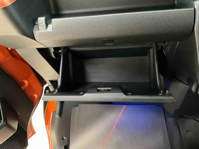 ハイゼットカーゴクルーズターボ　ナビ　バックカメラ　ＥＴＣ　ドラレコ　４ＷＤ４ＷＤ　スマートアシスト　ナビ　フルセグチューナー　バックカメラ　ブルートゥース対応　ＥＴＣ　ドライブレコーダー　プッシュボタンエンジンスタート　両側リヤパワースライドドア　ＬＥＤヘッドライト　ＡＢＳ（京都府）の中古車