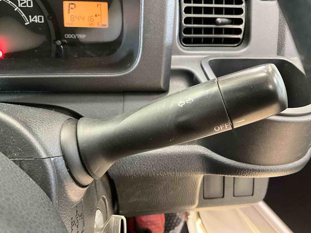 ハイゼットトラックスタンダード　４ＷＤ　４速オートマチック　パワステ　ラジオ４ＷＤ　４速オートマチック　ＡＭ／ＦＭチューナー　パワステ　スチールホイール　マニュアルエアコン　ゲートプロテクター　ガードフレームプロテクター　ラバーマット　バイザー運転席エアバッグ（京都府）の中古車