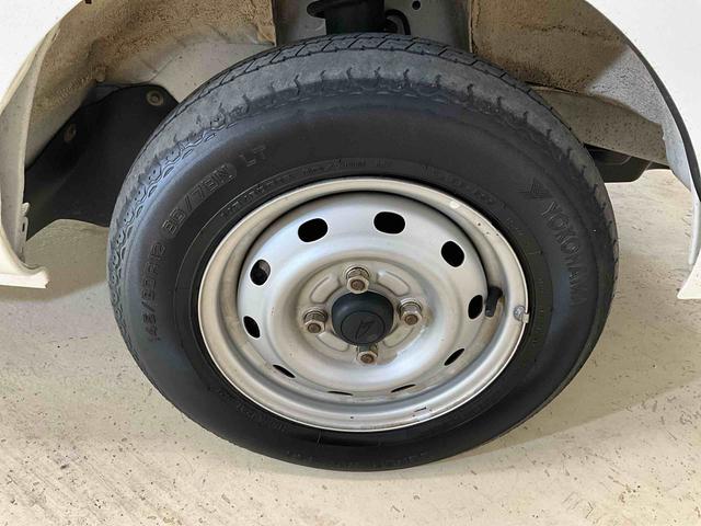 ハイゼットトラックスタンダード　４ＷＤ　４速オートマチック　パワステ　ラジオ４ＷＤ　４速オートマチック　ＡＭ／ＦＭチューナー　パワステ　スチールホイール　マニュアルエアコン　ゲートプロテクター　ガードフレームプロテクター　ラバーマット　バイザー運転席エアバッグ（京都府）の中古車