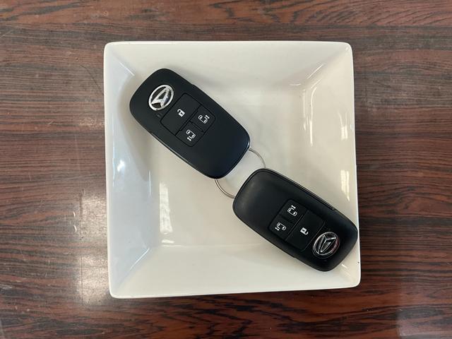 タントカスタムＸスマアシ　電動パーキングブレーキ　前席両側シートヒーター　キーフリー　両側パワースライド　電動格納ドアミラー　ＬＥＤオートライト　ＬＥＤフォグランプ　オートエアコン（京都府）の中古車