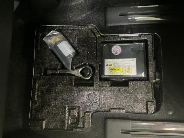 タントカスタムＸスマアシ　電動パーキングブレーキ　前席両側シートヒーター　キーフリー　両側パワースライド　電動格納ドアミラー　ＬＥＤオートライト　ＬＥＤフォグランプ　オートエアコン（京都府）の中古車