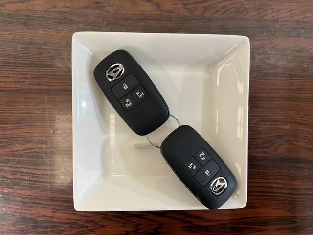 タントカスタムＸ　届出済み未使用車　スマートアシスト　２ＷＤスマートアシスト　プッシュボタンエンジンスタート　両側リヤパワースライドドア　ＬＥＤヘッドライト　オートエアコン　オートライト　アルミホイール　バックカメラ　シートヒーター　コーナーセンサー　ＡＢＳ（京都府）の中古車