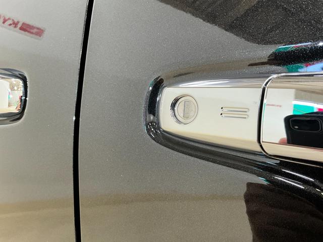 タントカスタムＸ　届出済み未使用車　両側電動スライドドア　スマアシバックカメラ対応　ＬＥＤヘッドランプ　アイドリングストップ　プッシュボタンスタート　キーフリー　両側電動スライドドア　シートヒーター　アルミホイール　オートエアコン　オートライト　スマアシ（京都府）の中古車