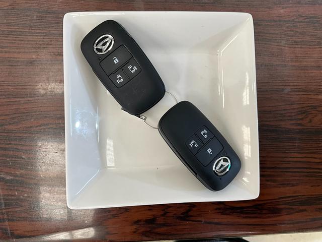 タントカスタムＸ　届出済未使用車ダイハツ認定中古車　予防安全機能スマートアシスト搭載　アイドリングストップ　オートライト　オートマチックハイビーム　ＬＥＤヘッドライト　電動格納ミラー　キーフリーキー　シートヒーター（京都府）の中古車