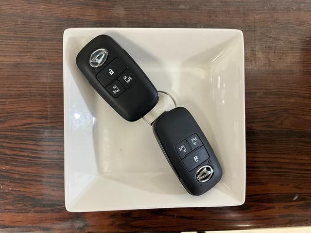 タントカスタムＲＳ　ターボ　ＬＥＤヘッドランプ　両側電動スライドバックカメラ対応　ＬＥＤヘッドランプ　両側電動スライドドア　プッシュボタンスタート　キーフリー　アイドリングストップ　アルミホイール　オートライト　オートエアコン　ベンチシート　シートヒーター（京都府）の中古車