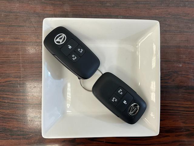 タントカスタムＲＳ　ディスプレイオーディオダイハツ認定中古車　予防安全機能スマートアシスト搭載　アイドリングストップ　オートライト　オートマチックハイビーム　電動格納ミラー　ＬＥＤヘッドライト　バックモニター　キーフリーキー　シートヒーター（京都府）の中古車