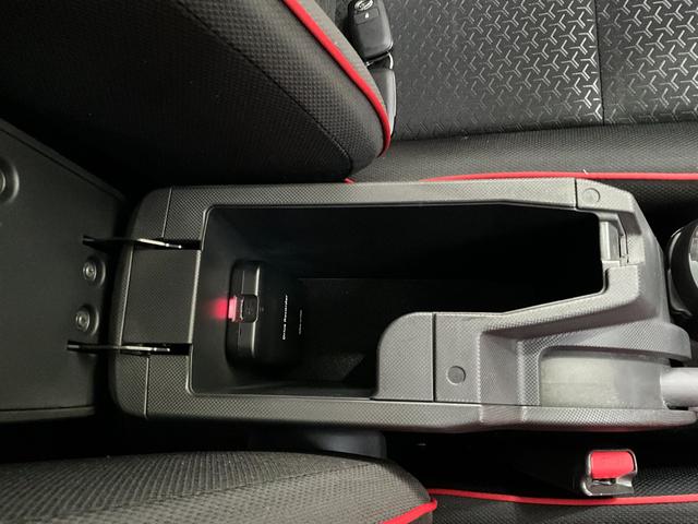 ロッキーＧナビ　パノラマモニター　ＥＴＣ　ドラレコ　スマートアシスト　電動格納ドアミラー　シートヒーター　キーフリー　ＬＥＤヘッドライト　ＬＥＤフォグランプ（京都府）の中古車