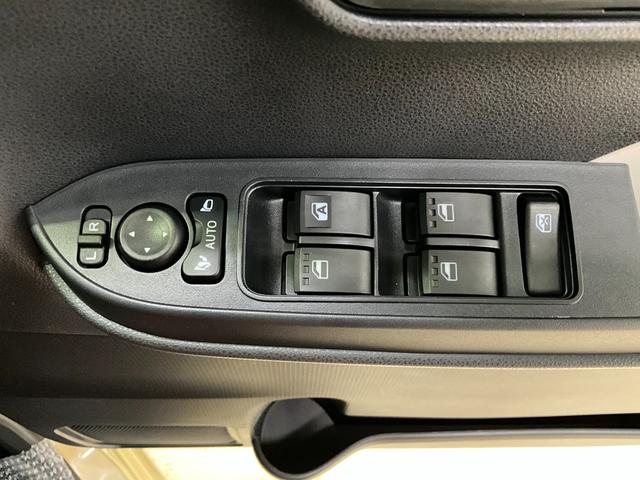 タントＸ　シートヒーター　ＬＥＤヘッドランプ　片側電動スライドドアバックカメラ対応　ＬＥＤヘッドランプ　プッシュボタンスタート　キーフリー　アイドリングストップ　片側電動スライドドア　シートヒーター　ベンチシート　オートエアコン　オートライト　デュアルエアバッグ（京都府）の中古車