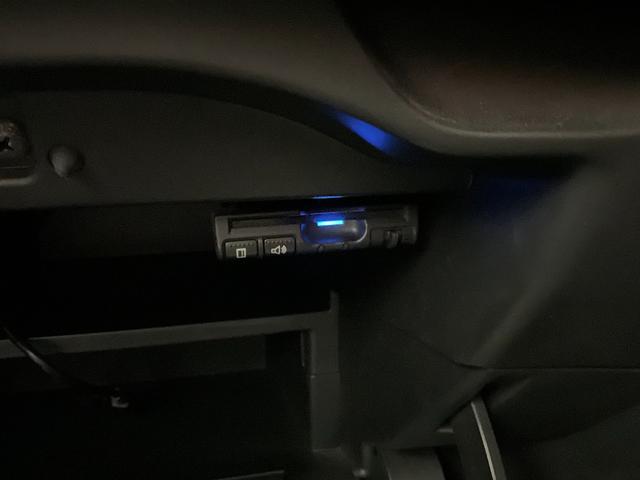 ノートｅ−パワー　Ｘナビ　アラウンドビュー　電動格納ドアミラー　キーフリー　ＬＥＤヘッドライト（京都府）の中古車