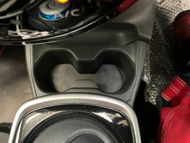 ノートｅ−パワー　Ｘナビ　アラウンドビュー　電動格納ドアミラー　キーフリー　ＬＥＤヘッドライト（京都府）の中古車