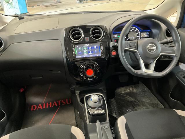 ノートｅ−パワー　Ｘナビ　アラウンドビュー　電動格納ドアミラー　キーフリー　ＬＥＤヘッドライト（京都府）の中古車