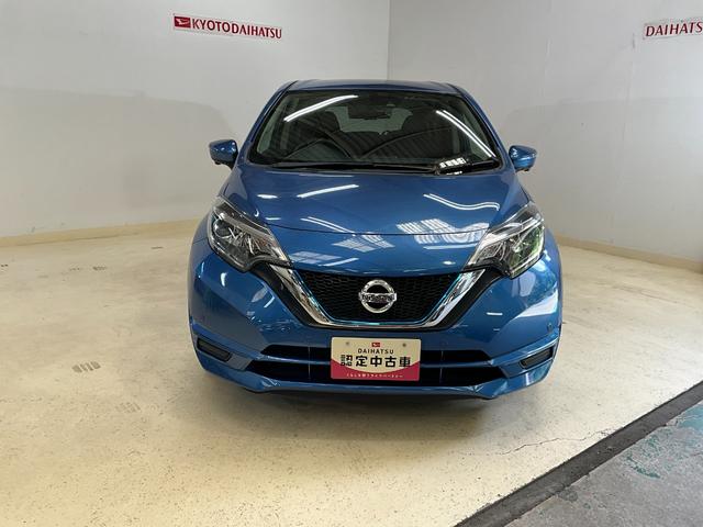 ノートｅ−パワー　Ｘナビ　アラウンドビュー　電動格納ドアミラー　キーフリー　ＬＥＤヘッドライト（京都府）の中古車