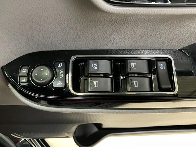 タントカスタムＲＳ　ナビ　パノラマモニター　ＥＴＣ　キーフリーナビ　パノラマモニター　ＥＴＣ　ＬＥＤヘッドランプ　両側電動スライドドア　クルーズコントロール　アルミホイール　ターボエンジン　ベンチシート　アイドリングストップ　プッシュボタンスタート　キーフリー（京都府）の中古車