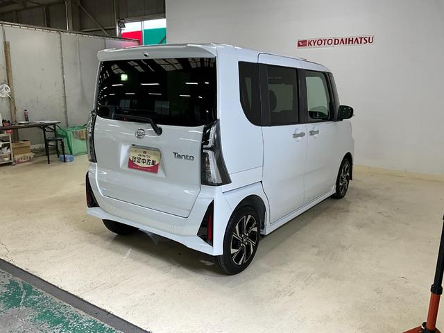 タントカスタムＸ　届出済み未使用車　両側リヤパワースライドドアスマートアシスト　両側リヤパワースライドドア　プッシュボタンエンジンスタート　ＬＥＤヘッドライト　バックカメラ　オートエアコン　コーナーセンサー　シートヒーター　オートライト　アルミホイール　ＡＢＳ（京都府）の中古車