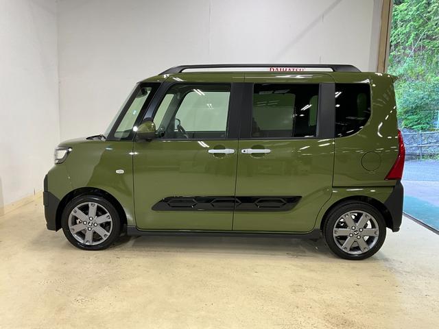 タントファンクロスターボ　届出済み未使用車　スマートアシストスマートアシスト　両側リヤパワースライドドア　ＬＥＤヘッドライト　バックカメラ　プッシュボタンエンジンスタート　コーナーセンサー　オートエアコン　アルミホイール　オートライト　シートヒーター　ＡＢＳ（京都府）の中古車