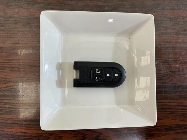 ムーヴキャンバスＧメイクアップ　ＳＡII　ナビ　ＥＴＣ　ＬＥＤヘッドランプナビ　ＥＴＣ　ＬＥＤヘッドランプ　両側電動スライドドア　プッシュボタンスタート　キーフリー　アイドリングストップ　ベンチシート　オートエアコン　オートライト　デュアルエアバッグ　ＡＢＳ　安全ボディ（京都府）の中古車