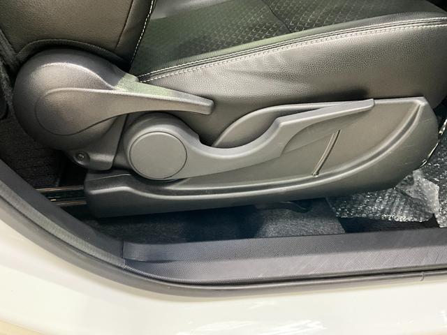 ロッキープレミアム　パノラマモニターダイハツ認定中古車　予防安全機能スマートアシスト搭載　アイドリングストップ　オートライト　オートマチックハイビーム　ＬＥＤヘッドライト　電動格納ミラー　シートヒーター　キーフリーキー　パノラマモニター（京都府）の中古車