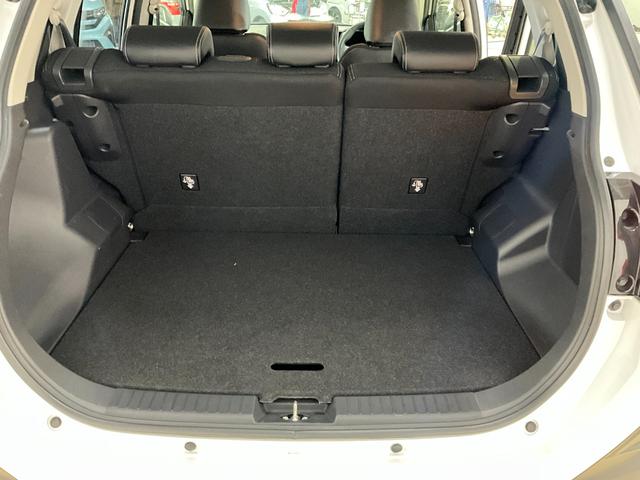 ロッキープレミアム　パノラマモニターダイハツ認定中古車　予防安全機能スマートアシスト搭載　アイドリングストップ　オートライト　オートマチックハイビーム　ＬＥＤヘッドライト　電動格納ミラー　シートヒーター　キーフリーキー　パノラマモニター（京都府）の中古車