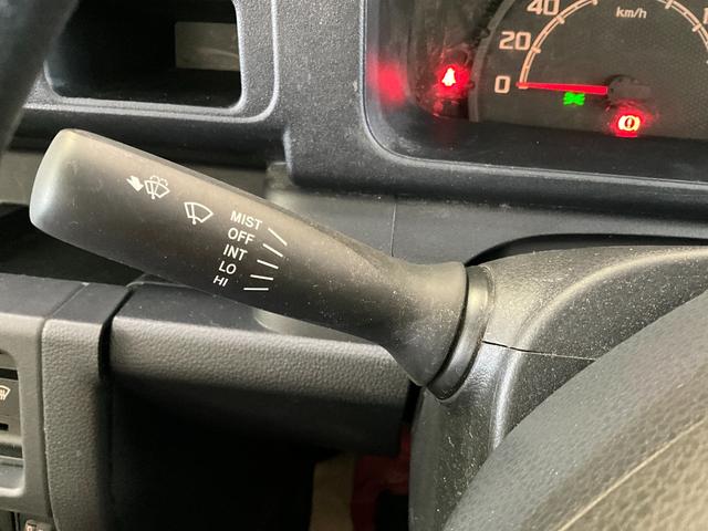 ハイゼットトラックスタンダードＳＡIIIｔワンオーナー　衝突軽減ブレーキ　認定中古車　カーペットマット・バイザー有　エアコン　パワステ　ミッション車　２ＷＤ　オートライト　ＡＭ／ＦＭラジオ　ドリンクホルダー（京都府）の中古車