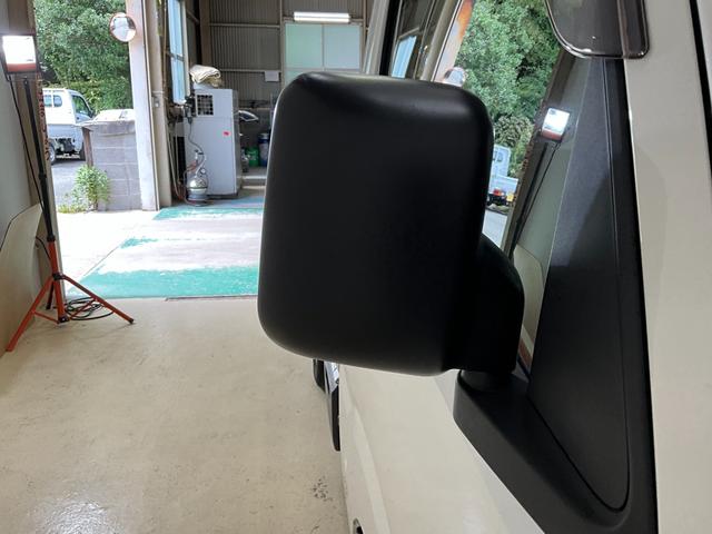 ハイゼットトラックスタンダードＳＡIIIｔワンオーナー　衝突軽減ブレーキ　認定中古車　カーペットマット・バイザー有　エアコン　パワステ　ミッション車　２ＷＤ　オートライト　ＡＭ／ＦＭラジオ　ドリンクホルダー（京都府）の中古車