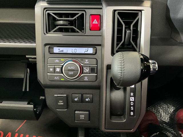 タフトＧ　クロムベンチャー　シートヒーター　ＬＥＤヘッドライト運転席助手席サイドエアバック　オートハイビーム　ＬＥＤヘッドライト　キーフリーシステム　１５インチ純正アルミホイール　シートヒーター　衝突被害軽減システム　衝突安全ボディー　オートマチックハイビーム（京都府）の中古車