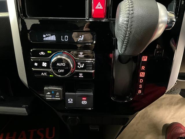 トールカスタムＧ　ナビ　バックカメラ　ドライブレコーダー　ＥＴＣスマートアシスト　ナビ　バックカメラ　フルセグチューナー・　ブルートゥース対応　ドライブレコーダー　プッシュボタンエンジンスタート　両側リヤパワースライドドア　オートエアコン　ＬＥＤヘッドライト（京都府）の中古車