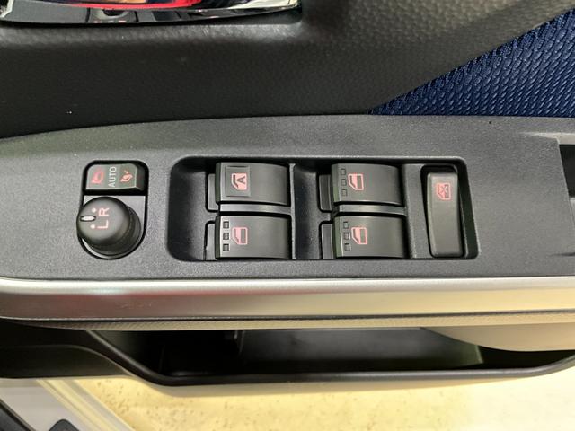 トールカスタムＧ　ターボ　ＳＡIIターボ車　７インチメモリーナビ　全方位カメラ　両側電動スライドドア　オートライト　ＥＴＣ　アルミホイール　キーフリーシステム　プッシュスタート（京都府）の中古車