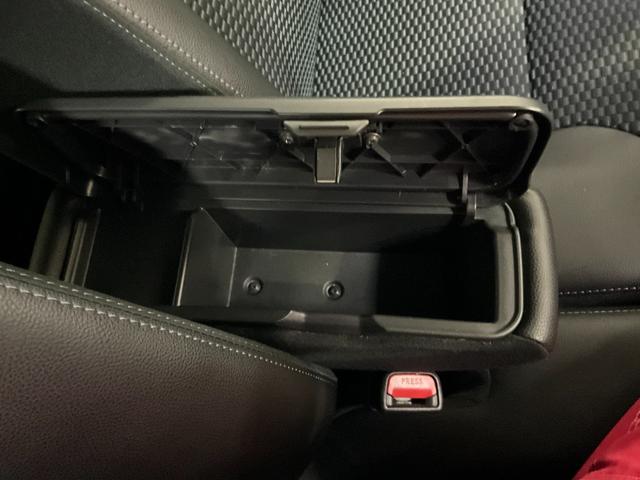 タントカスタムＲＳ　ディスプレイオーディオ　両側電動スライドドアディスプレイオーディオ　バックカメラ　ＬＥＤヘッドライト　両側電動スライドドア　カーテンシールドエアバック　オートエアコン　シートヒーター　オートハイビーム　キーフリー　プッシュボタンスタート　ＡＢＳ（京都府）の中古車
