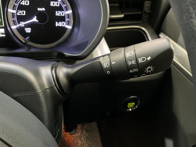 ムーヴカスタム　Ｘ　純正カーナビ　バックカメラ　ＥＴＣ車載器運転席助手席エアバック　オートライト　ＬＥＤヘッドライト　キーフリーシステム　アイドリングストップ　純正カーナビ　バックカメラ　ＥＴＣ車載器　Ｂｌｕｅｔｏｏｔｈ　衝突安全ボディ　ＡＢＳ　盗難防止（京都府）の中古車