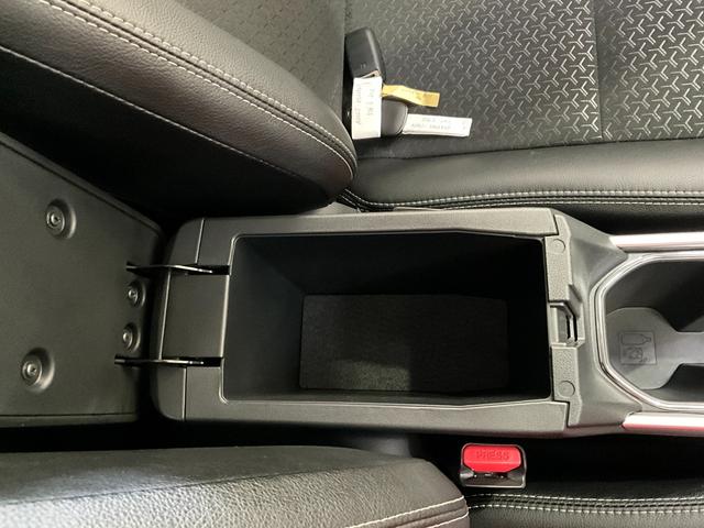 ロッキープレミアムＧ　ＨＥＶスムースグレーマイカＭ　ディスプレイオーディオ　クルーズコントロール　コーナーセンサー　スマートアシスト　パノラマモニター　アダプティブＬＥＤヘッドランプ　フォグランプ　キーフリー　電動パーキング（京都府）の中古車
