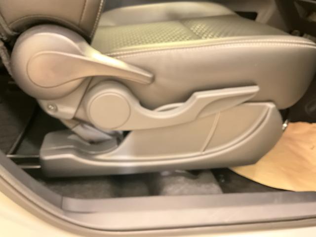 ロッキープレミアムＧ　ＨＥＶスムースグレーマイカＭ　ディスプレイオーディオ　クルーズコントロール　コーナーセンサー　スマートアシスト　パノラマモニター　アダプティブＬＥＤヘッドランプ　フォグランプ　キーフリー　電動パーキング（京都府）の中古車