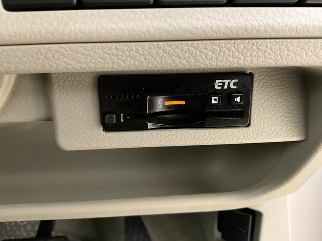 アルトラパンモード ナビ バックカメラ ETC シートヒーター キーフリナビ バックカメラ ETC シートヒーター アイドリングストップ プッシュボタンスタート キーフリー ベンチシート オートエアコン オートライト アルミホイール LEDヘッドランプ デュアルエアバッグ(京都府)の中古車