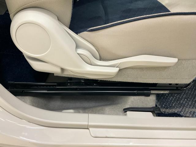 アルトラパンモード ナビ バックカメラ ETC シートヒーター キーフリナビ バックカメラ ETC シートヒーター アイドリングストップ プッシュボタンスタート キーフリー ベンチシート オートエアコン オートライト アルミホイール LEDヘッドランプ デュアルエアバッグ(京都府)の中古車