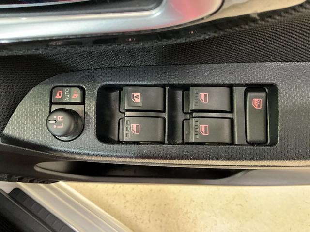 ムーヴカスタム　Ｘリミテッド　ＳＡIII　ナビ付ダイハツ認定中古車　予防安全機能スマートアシスト搭載　アイドリングストップ　オートマチックハイビーム　オートライト　ＬＥＤヘッドライト　電動格納ミラー　シートヒーター　バックモニター　キーフリーキー（京都府）の中古車