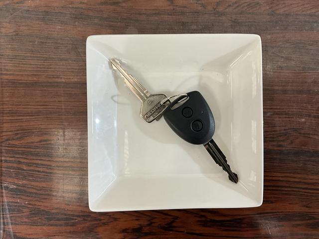 ミライースＢダイハツ認定中古車　アイドリングストップ　キーレスエントリーキー（京都府）の中古車