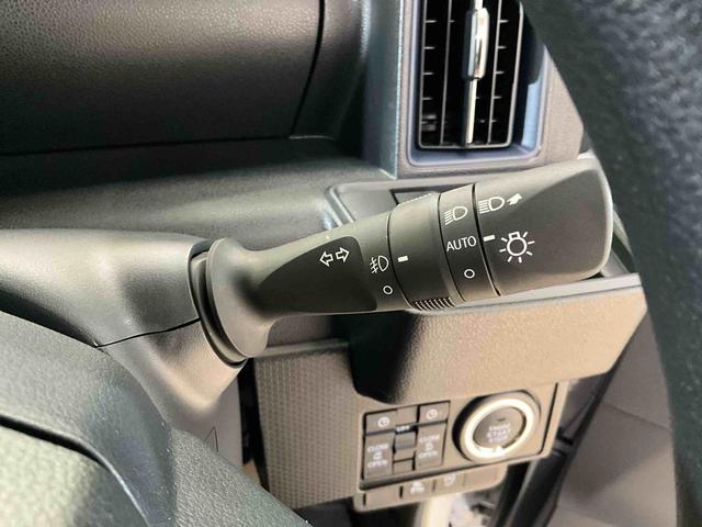 タントカスタムＸ届出済み未使用車　両側リヤパワースライドドアスマートアシスト　両側リヤパワースライドドア　プッシュボタンエンジンスタート　ＬＥＤヘッドライト　オートエアコン　オートライト　シートヒーター　アルミホイール　バックカメラ　コーナーセンサー　ＡＢＳ（京都府）の中古車