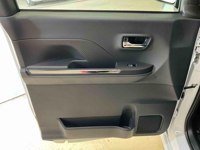 タントカスタムＸ届出済み未使用車　両側リヤパワースライドドアスマートアシスト　両側リヤパワースライドドア　プッシュボタンエンジンスタート　ＬＥＤヘッドライト　オートエアコン　オートライト　シートヒーター　アルミホイール　バックカメラ　コーナーセンサー　ＡＢＳ（京都府）の中古車