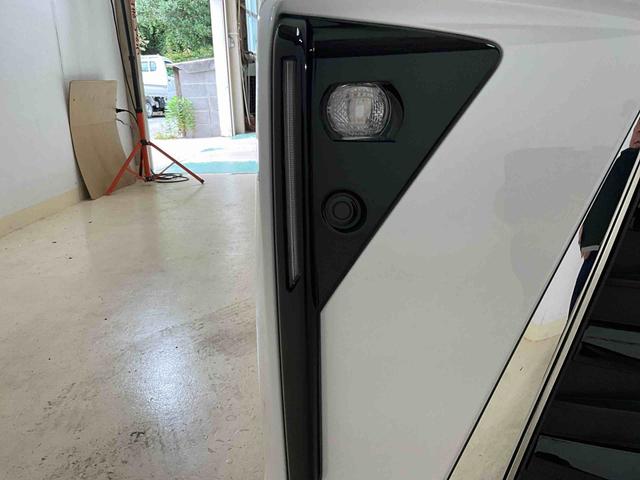 タントカスタムＸ届出済み未使用車　両側リヤパワースライドドアスマートアシスト　両側リヤパワースライドドア　プッシュボタンエンジンスタート　ＬＥＤヘッドライト　オートエアコン　オートライト　シートヒーター　アルミホイール　バックカメラ　コーナーセンサー　ＡＢＳ（京都府）の中古車