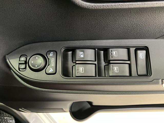タントカスタムＸ　届出済未使用車ダイハツ認定中古車　予防安全機能スマートアシスト搭載　アイドリングストップ　オートライト　オートマチックハイビーム　ＬＥＤヘッドライト　電動格納ミラー　シートヒーター　キーフリーキー　バックモニター（京都府）の中古車